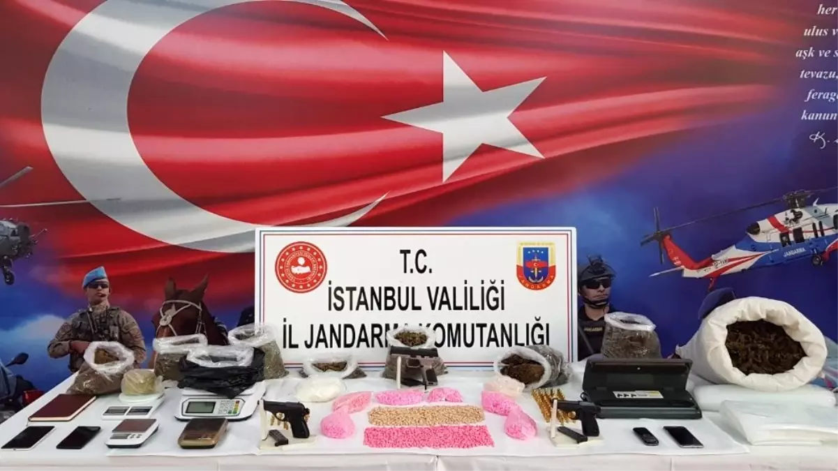 Jandarma\'dan zehir tacirlerine geçit yok