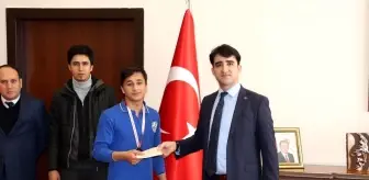 Liselerarası Güreş Turnuvasında Tufanbeyli ikinci oldu