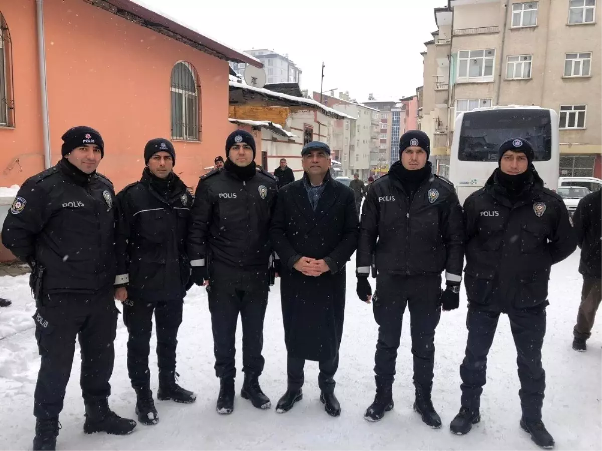 Milletvekili Erol: "Polislerimiz canı gönülden emek veriyor"