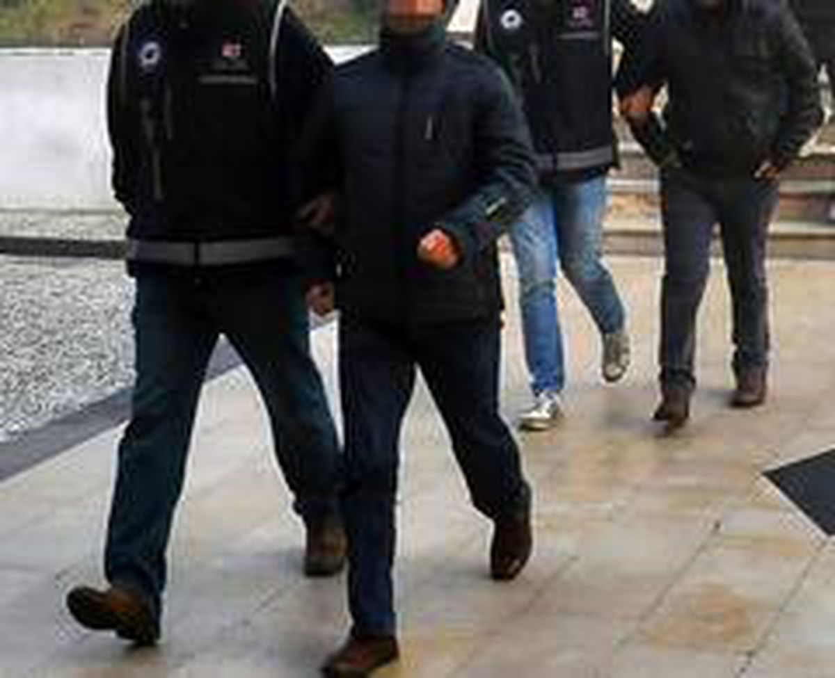 Tekirdağ merkezli 13 ilde FETÖ operasyonu: 17 gözaltı