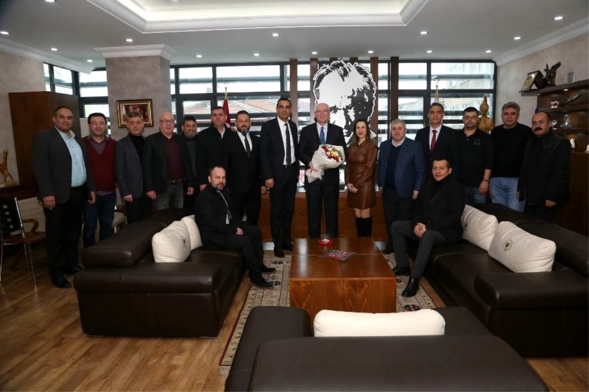 Türk İş yönetimi Başkan Kurt\'u ziyaret etti