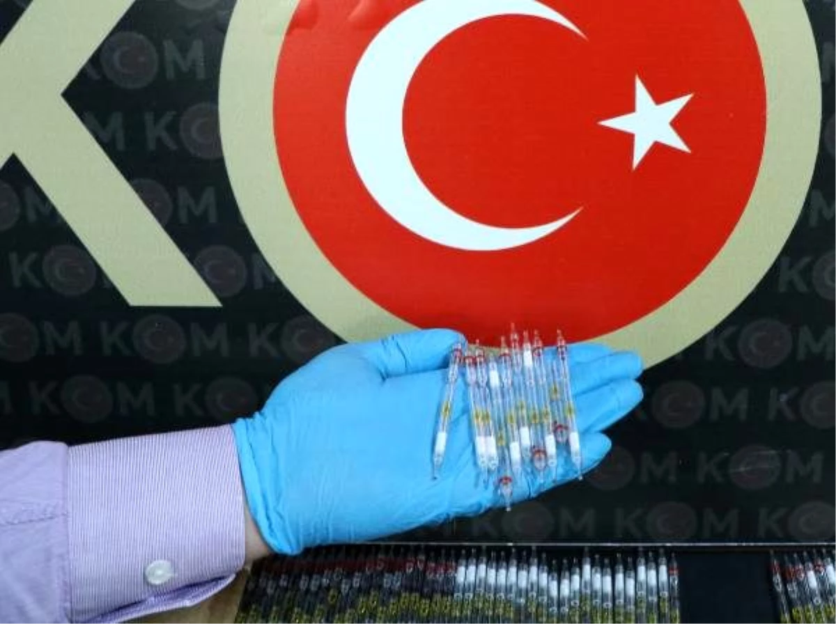 Adana\'da 3.5 milyon liralık kobra zehri ele geçirildi