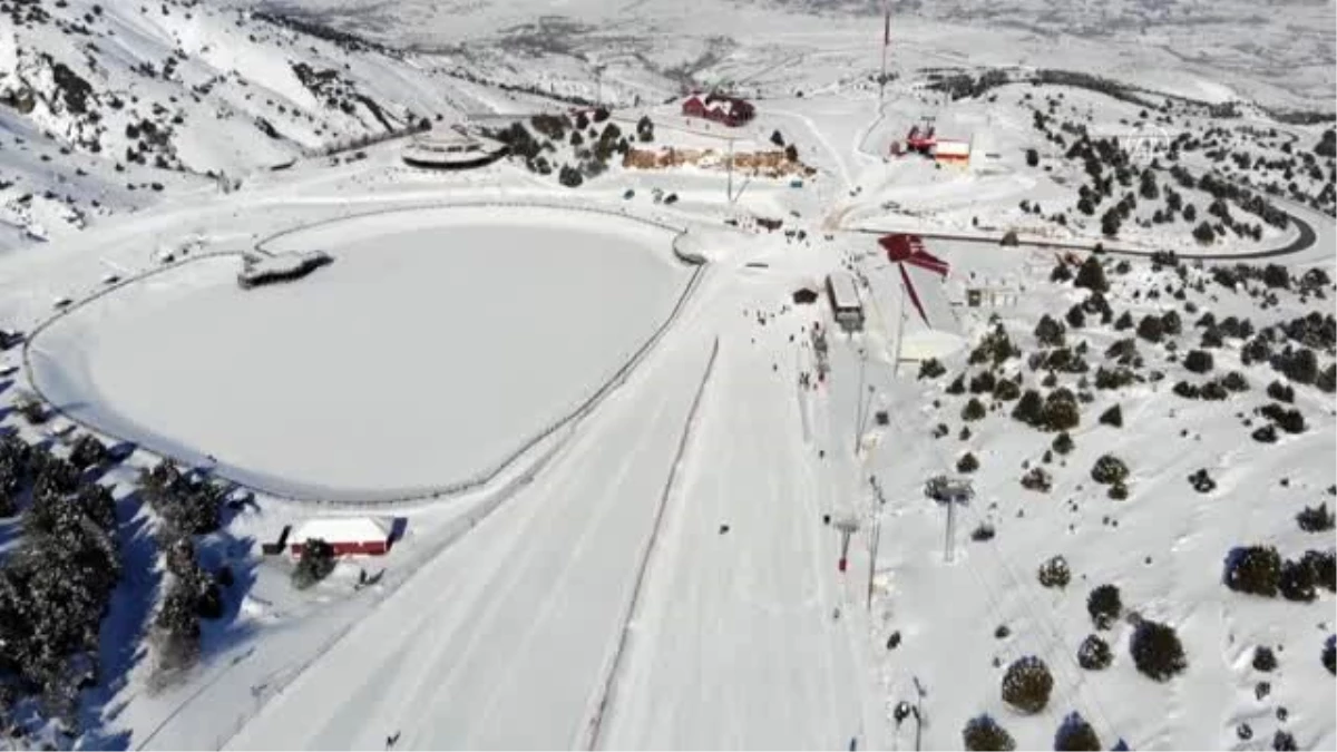 Ergan Dağı Kayak Merkezi ekstrem sporcularının yeni gözdesi oldu