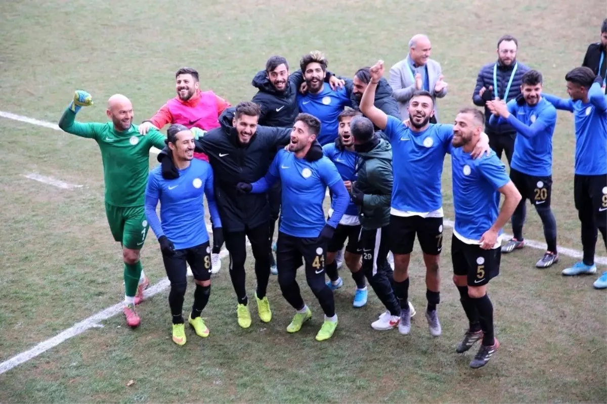 Karaköprü Belediyespor müsabakadan galibiyetle ayrıldı