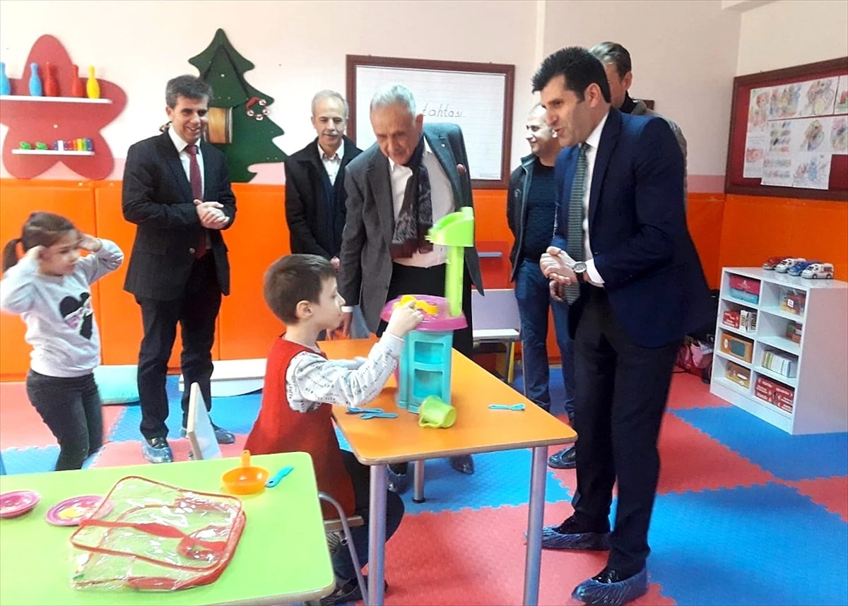 Türk Kızılay\'dan Ödemiş\'teki okula otizm sınıfı