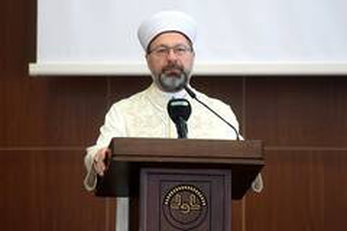 Erbaş: "Hizmetlerimizi daha ileriye taşımanın gayreti içerisindeyiz"