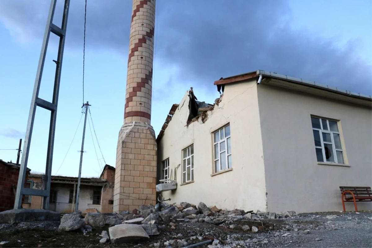 Malatya\'da 286 bina acil yıkılmayı bekliyor