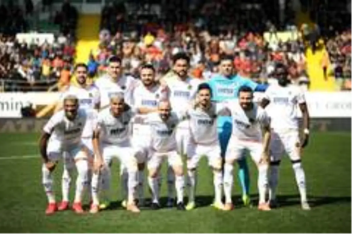 Süper Lig: Aytemiz Alanyaspor: 0 - Gençlerbirliği: 0 (İlk yarı)