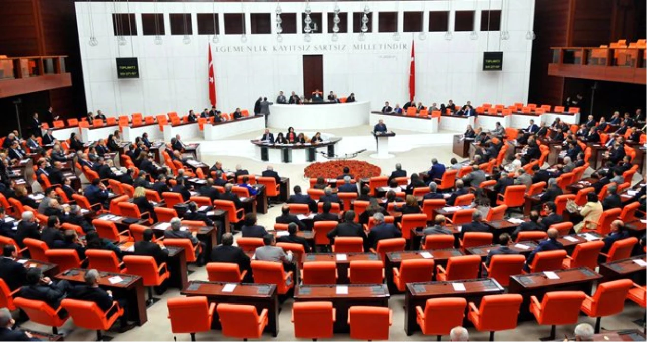 AK Partili Mehmet Muş, Meclis\'e sunulan yeni kanun teklifinin detaylarını anlattı