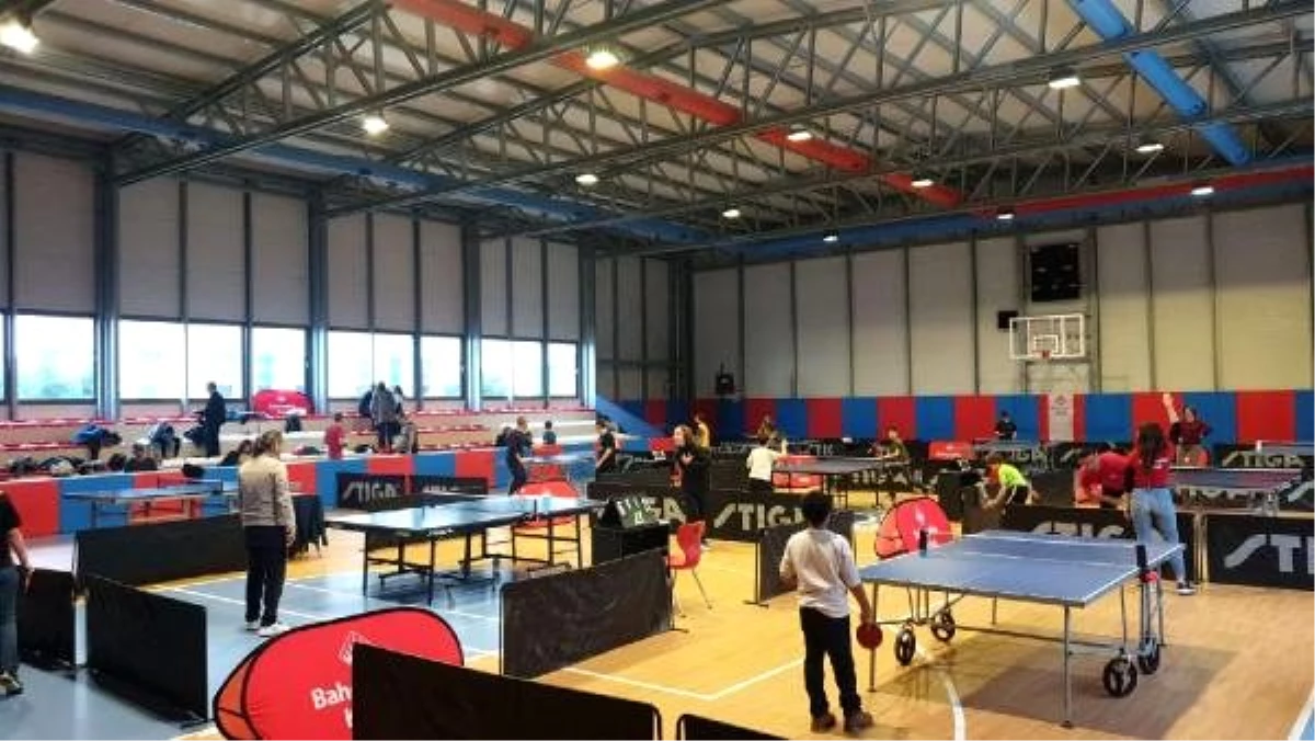 Organ bağışına farkındalık için masa tenisi turnuvası yapıldı