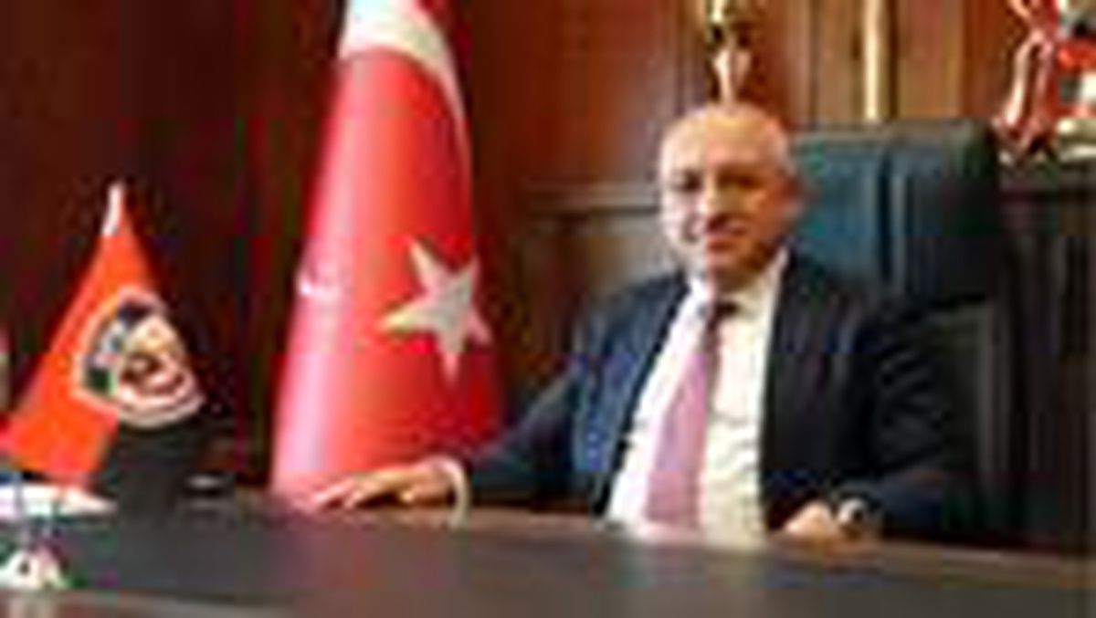 Gaziantep Futbol Kulübü Başkanı Mehmet Büyükekşi: "Göztepe karşısında galibiyet hedefliyoruz"