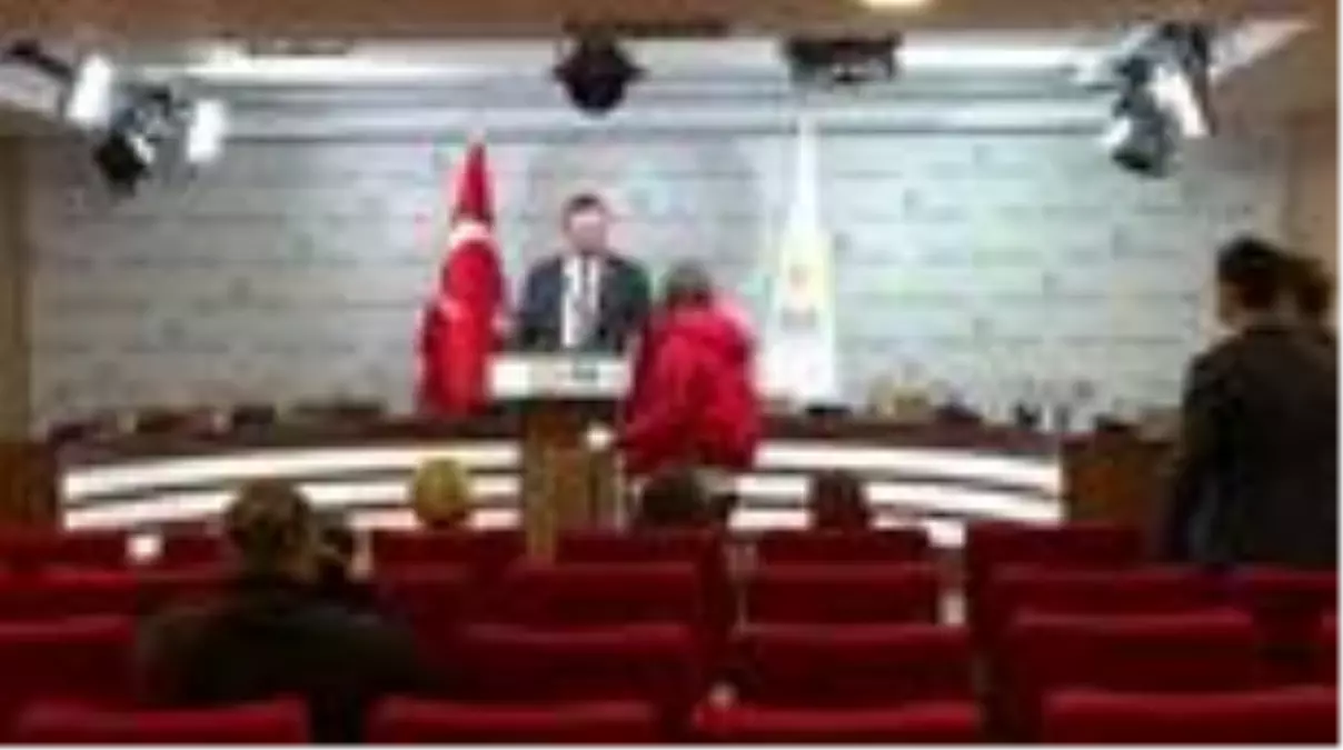 İYİ Parti\'den istifa gerekçelerine yanıt