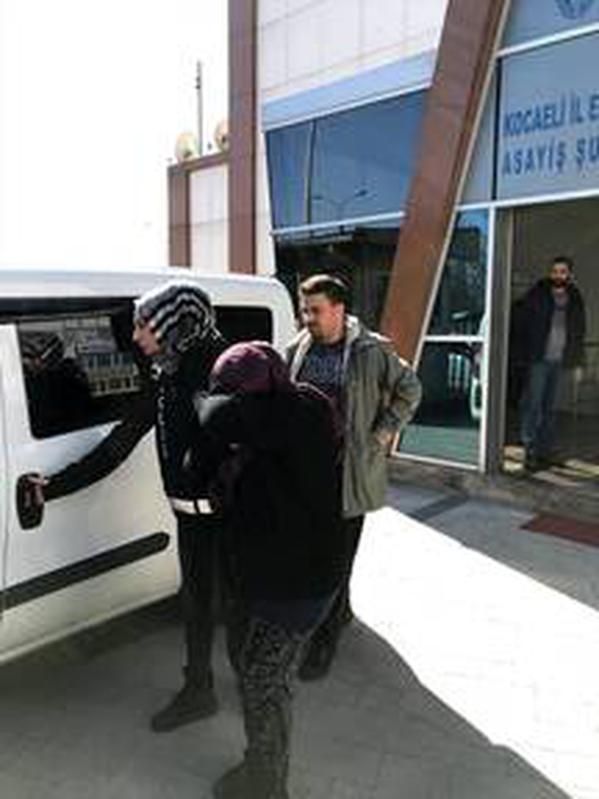 Kocaeli\'de hırsızlık zanlısı çift yakalandı