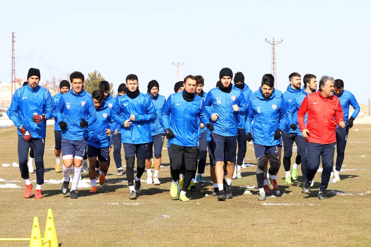 Nevşehir Belediye Spor, Halide Edip Adıvarspor maçı için hazırlıklarını tamamladı