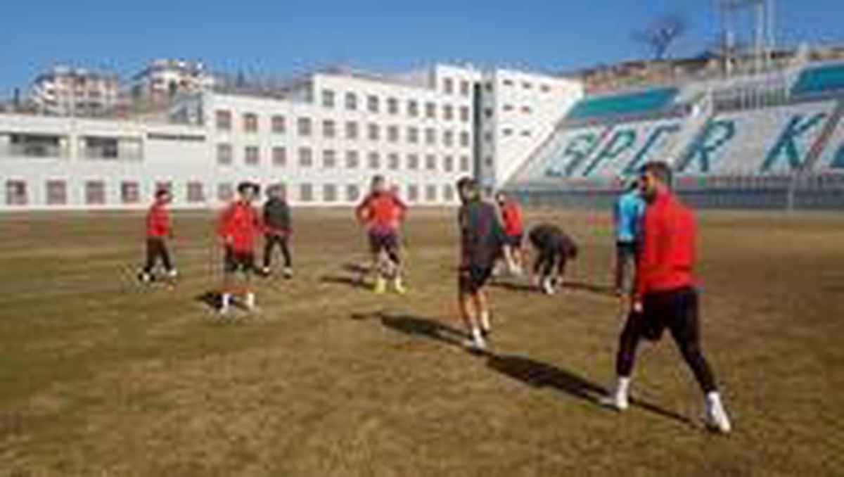 Yeşilyurt Belediyespor lider karşısında puan arayacak