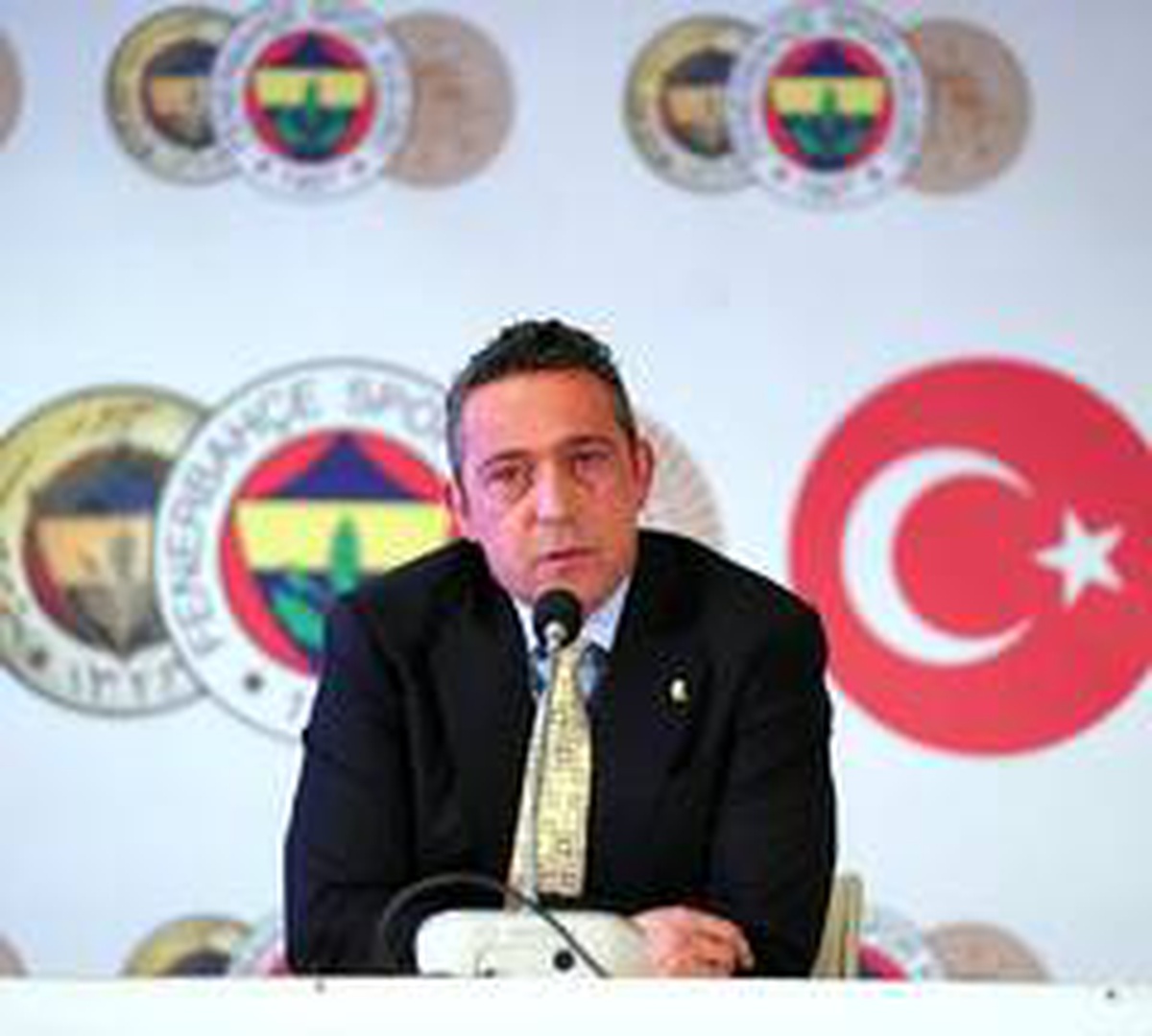 Ali Koç: "Cumhurbaşkanımız tavrı ile örnek olmalı"