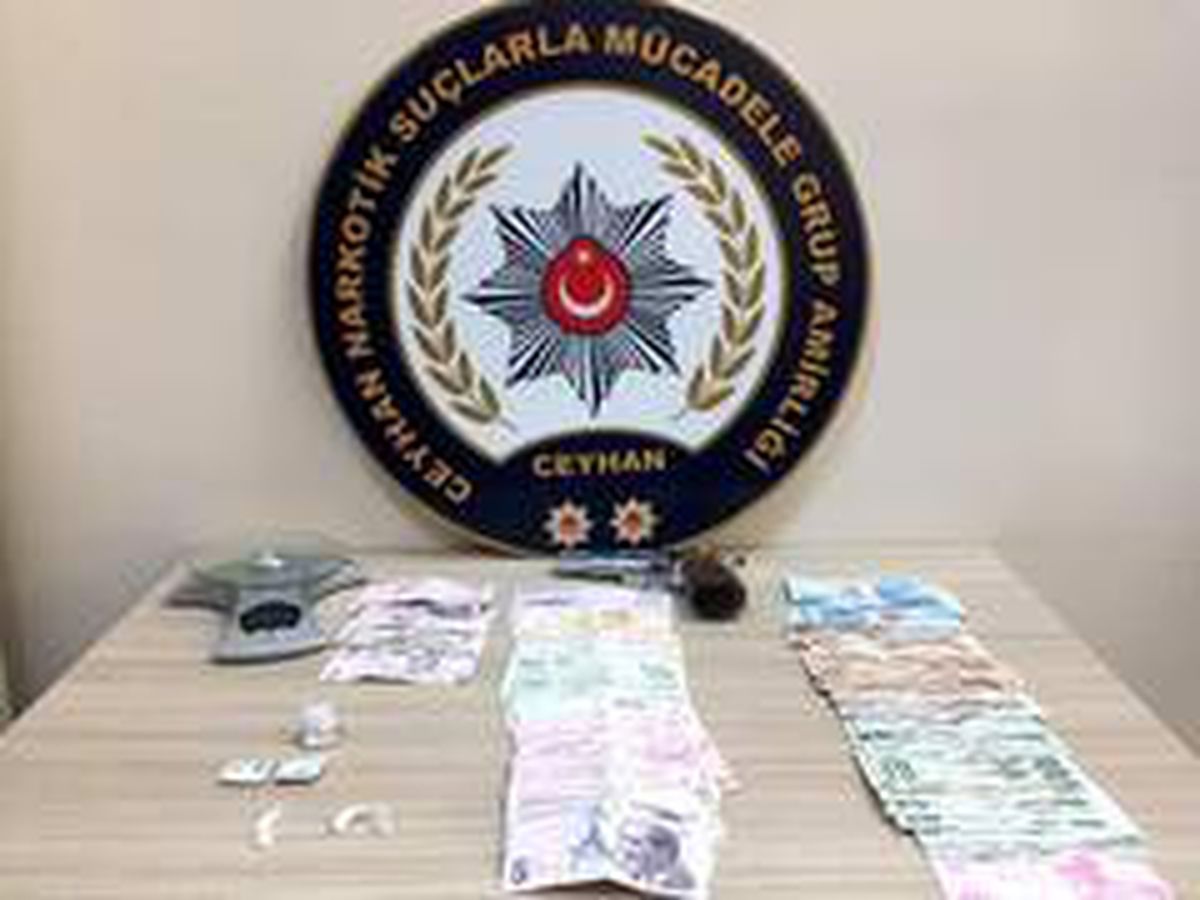 Ceyhan\'da uyuşturucu operasyonunda 8 gözaltı