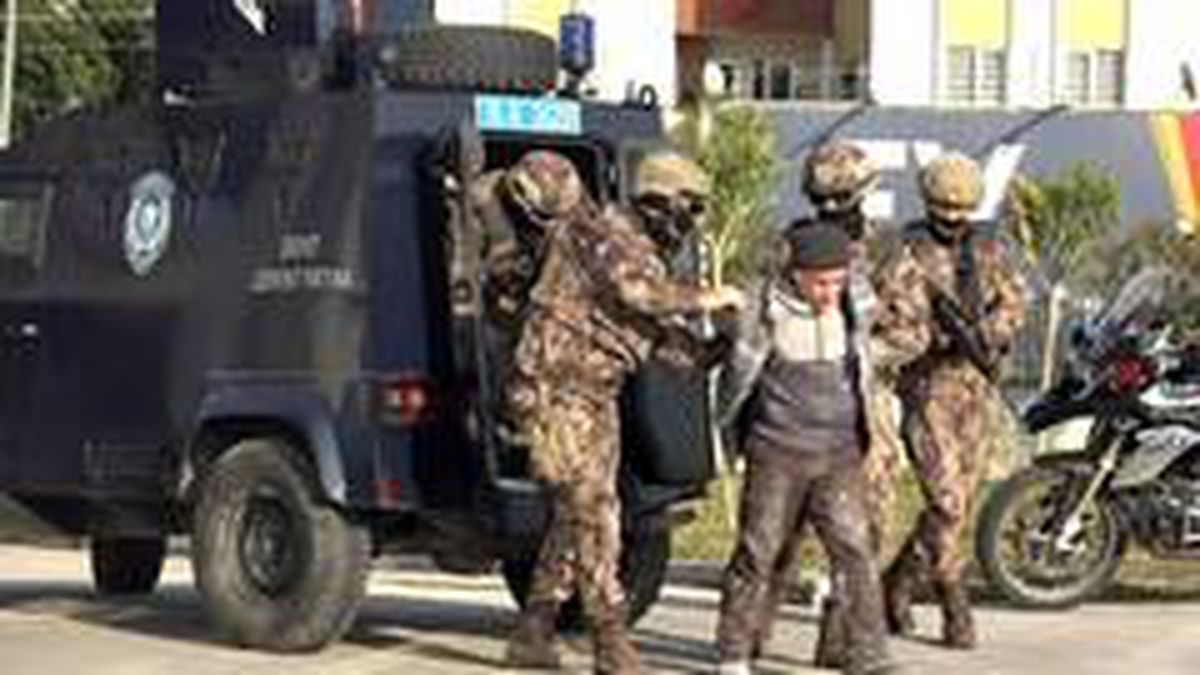 DEAŞ\'lı infazcı babanın diğer oğlu ve karısı da yakalandı