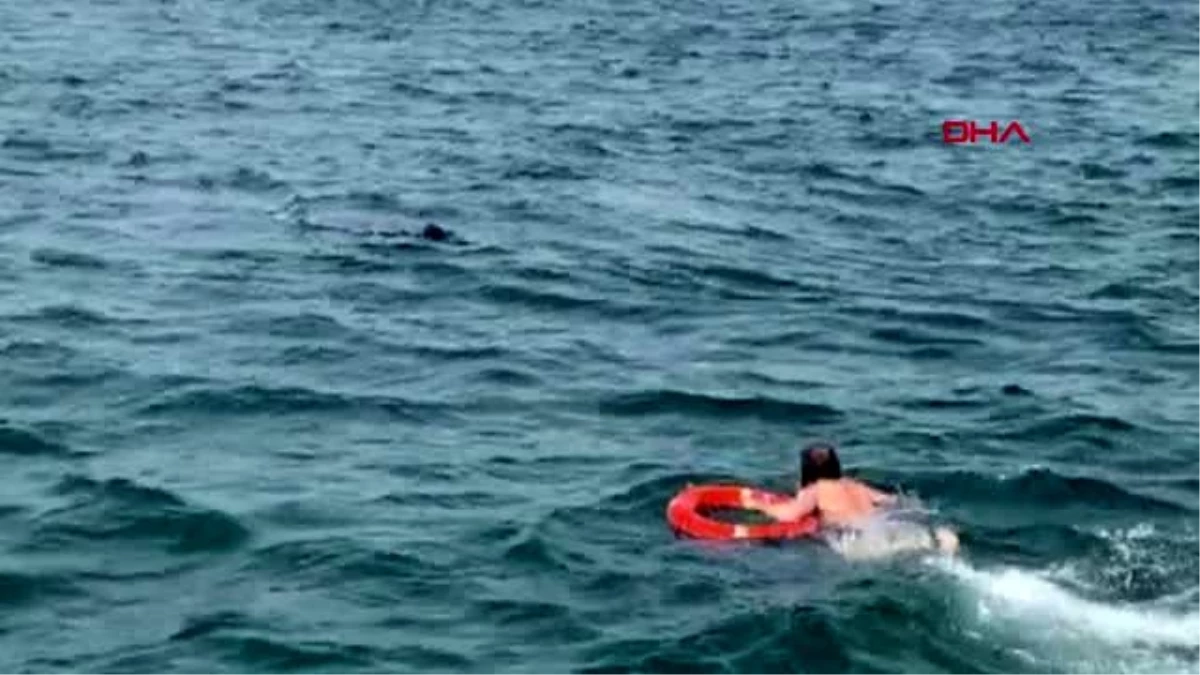 Denizde boğulmak üzere olan kadını kurtaran kişi konuştu