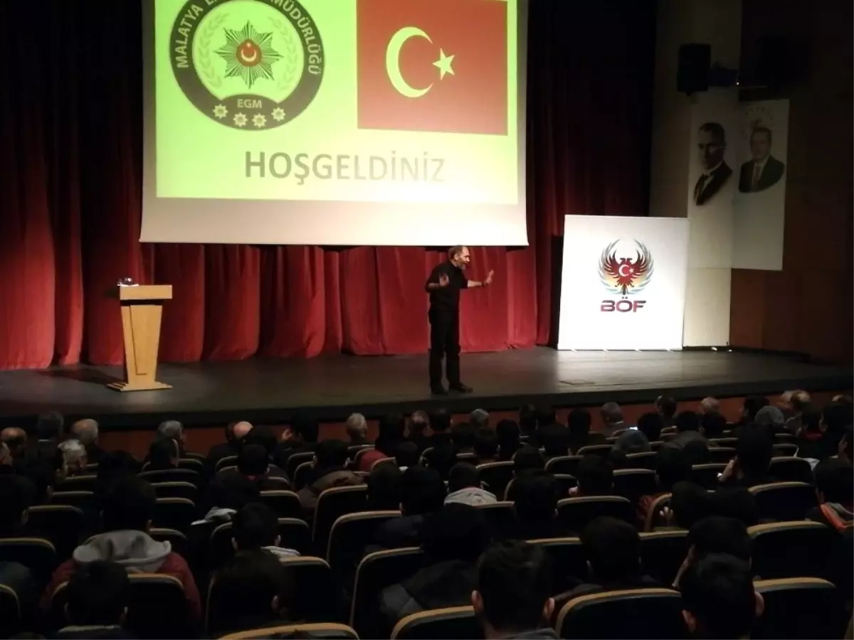 Emniyet Başmüfettişi Sula\'nın konferansı ilgi gördü