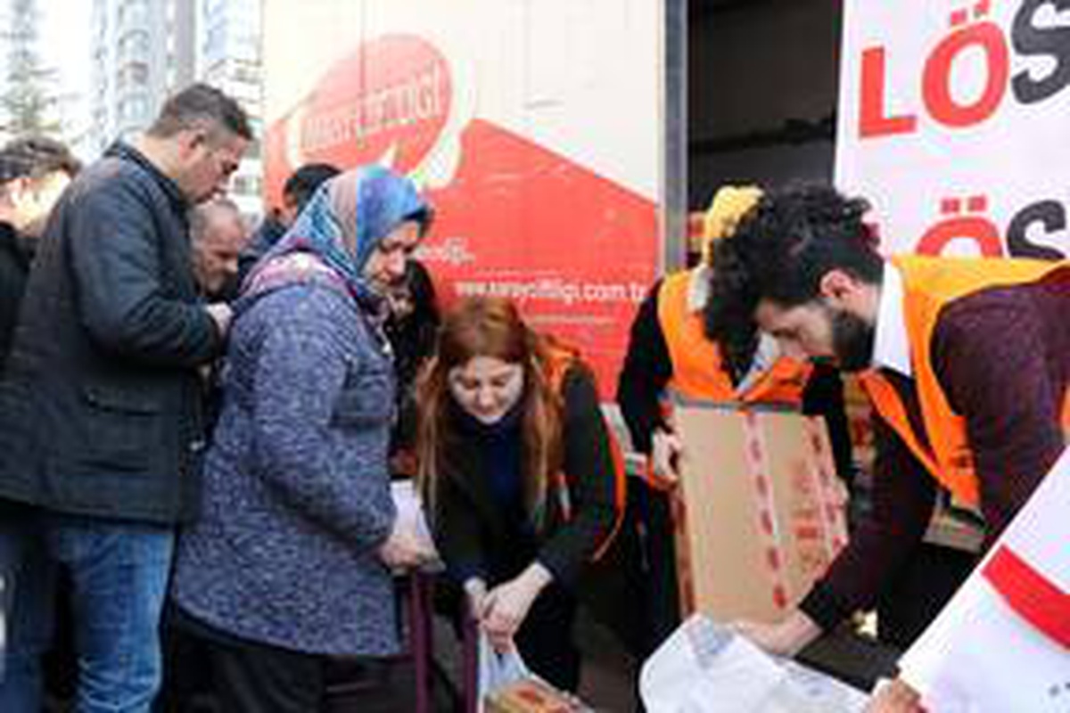 LÖSEV Kayseri Şubesi, hastalara kırmızı et dağıttı