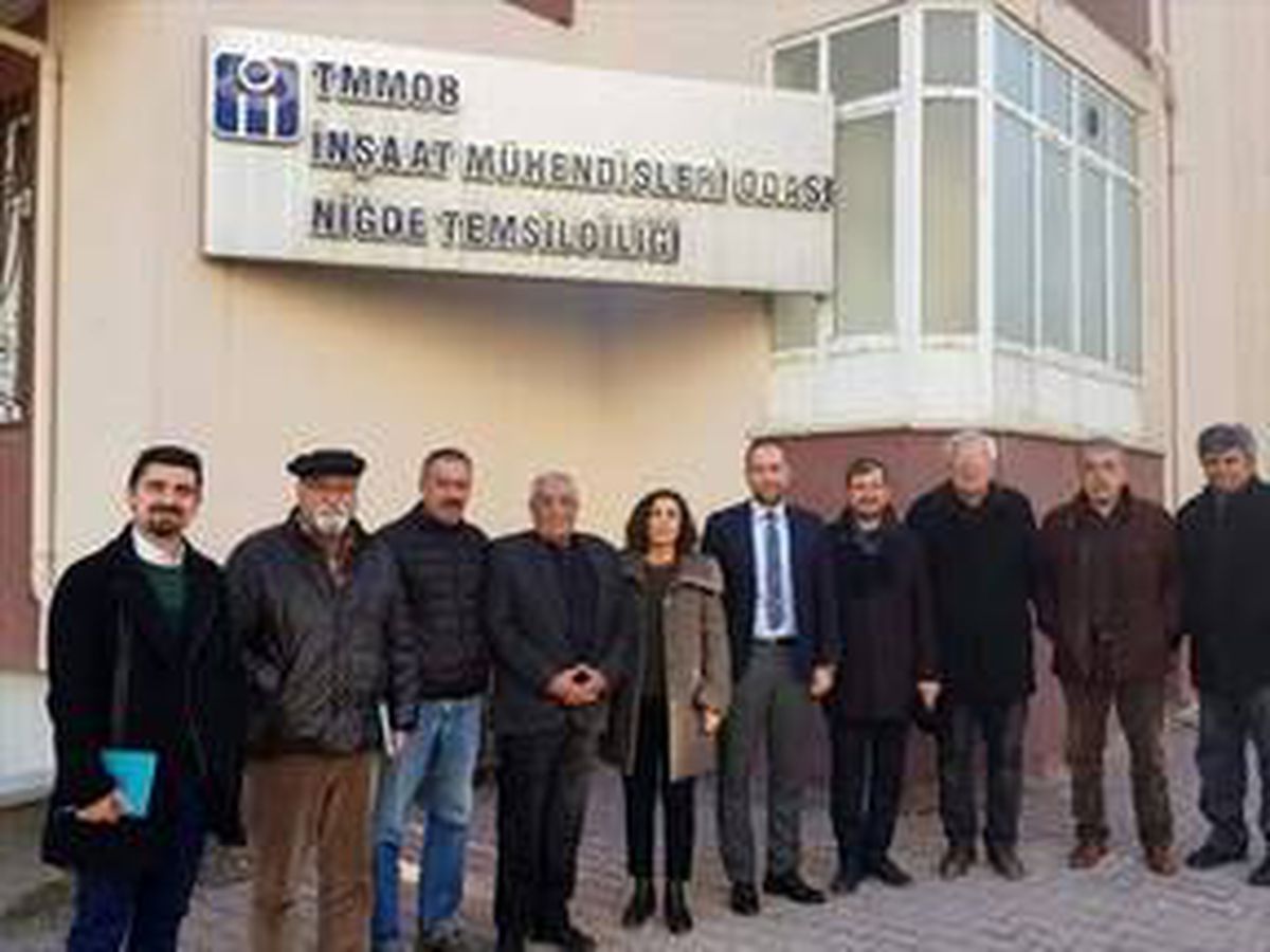 Niğde Belediye Başkanı Özdemir, inşaat mühendislerini ziyaret etti