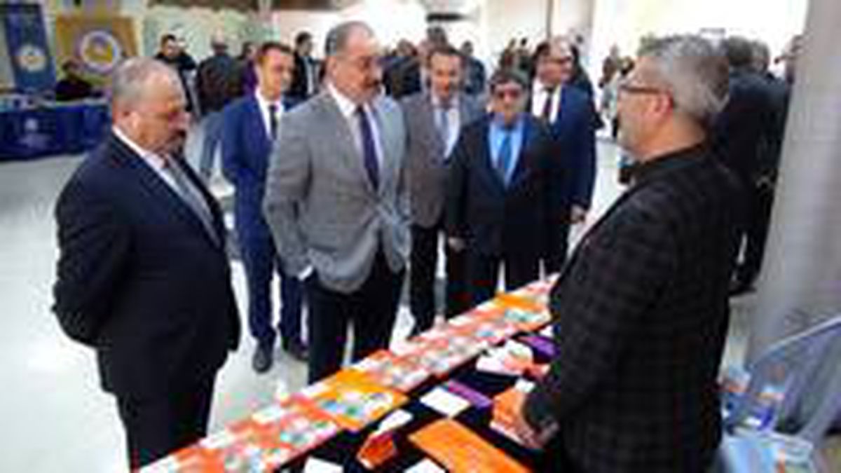 Silifke\'de \'Kariyer, Eğitim ve Mesleki Tanıtım Fuarı\' düzenlendi