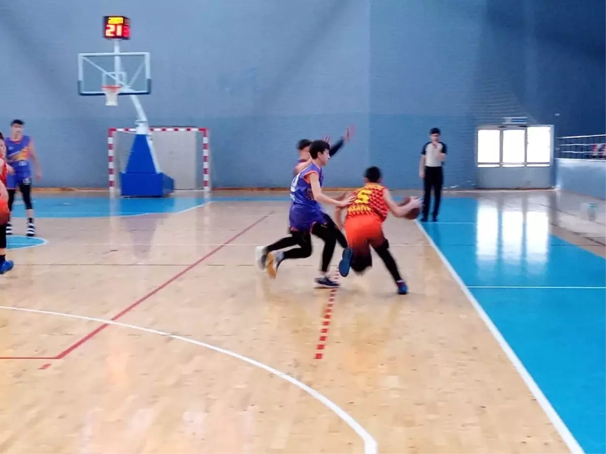 Yıldızlar Basketbol Şampiyonası başladı