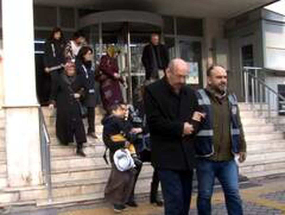 6 suçtan aranan ve 16 yıl hapis cezası bulunan firari kadın yakalandı