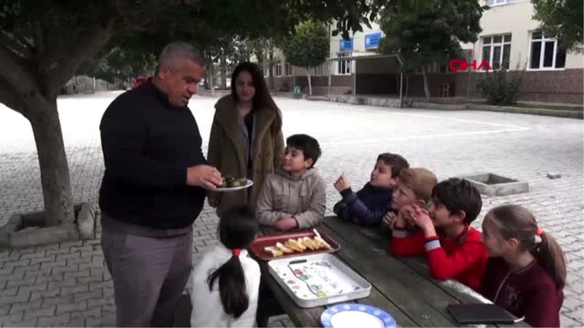 Antalya gazipaşa\'da okul bahçesine çikolata meyvesi fidanı dikildi