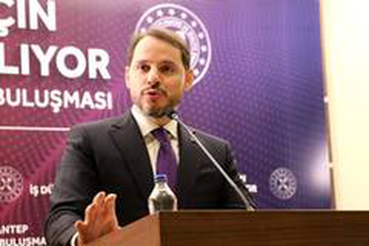Bakan Albayrak: "Kriz sevdalılarını hüsrana uğrattık"