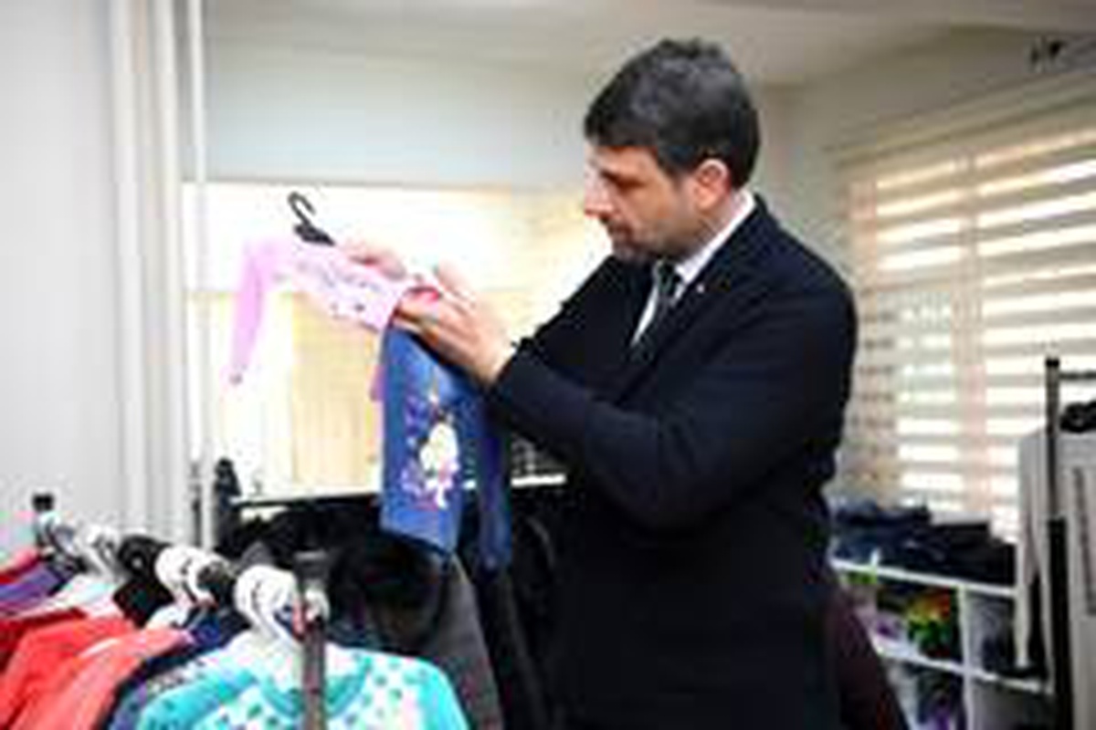 Başkan Kocaman gönül bağı mağazası\'nda