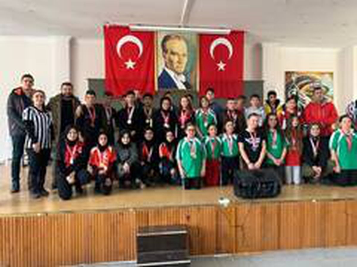 Bilek Güreşi Grup Müsabakalar Isparta\'da
