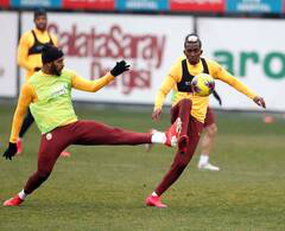 Galatasaray\'da derbi hazırlıkları sürüyor