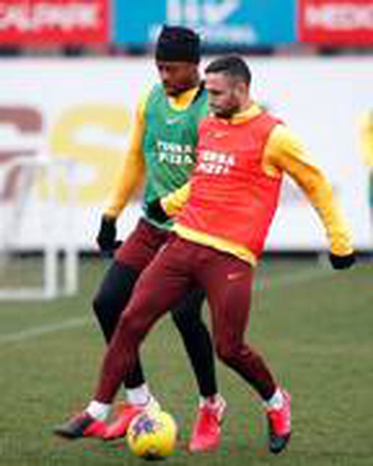 Galatasaray, derbi hazırlıklarını tek eksikle sürdürdü