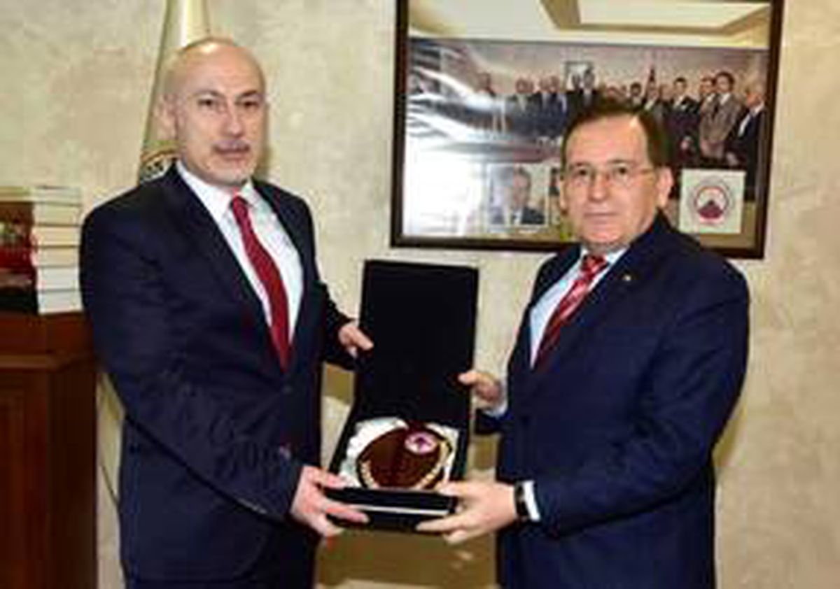 Gürcistan\'ın Trabzon Başkonsolosu Japaridze TTSO\'yu ziyaret etti Açıklaması