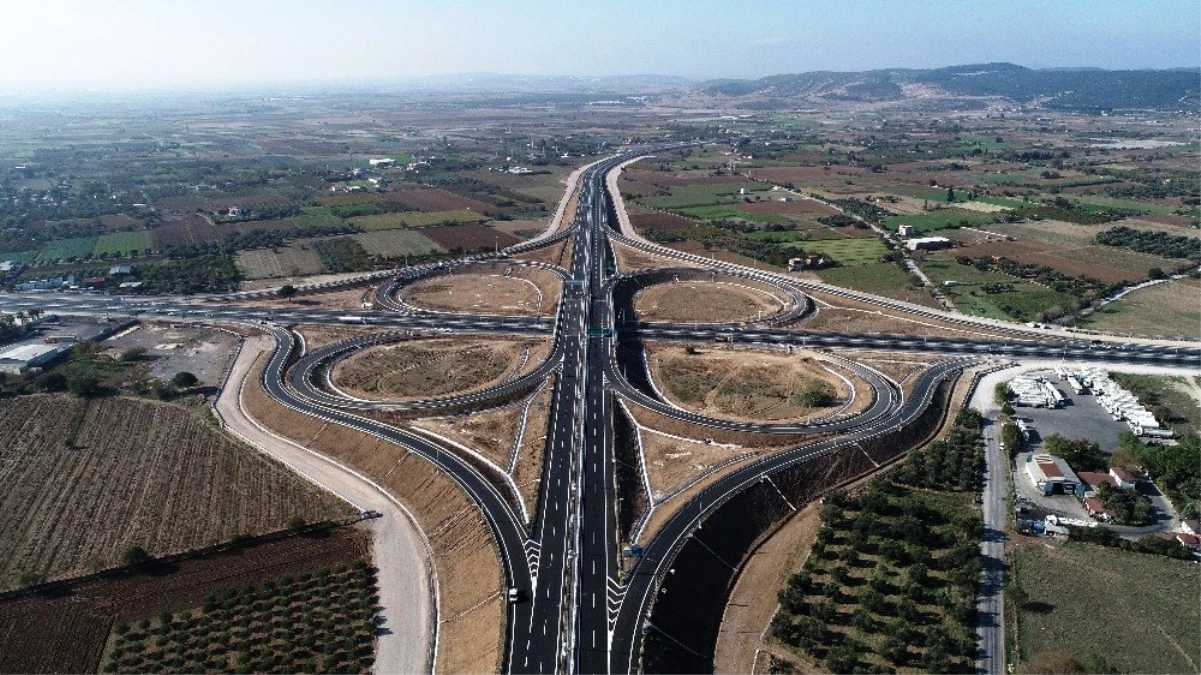 İzmir-Çandarlı arasını 40 dakikaya düşüren otoyol hizmete açılıyor