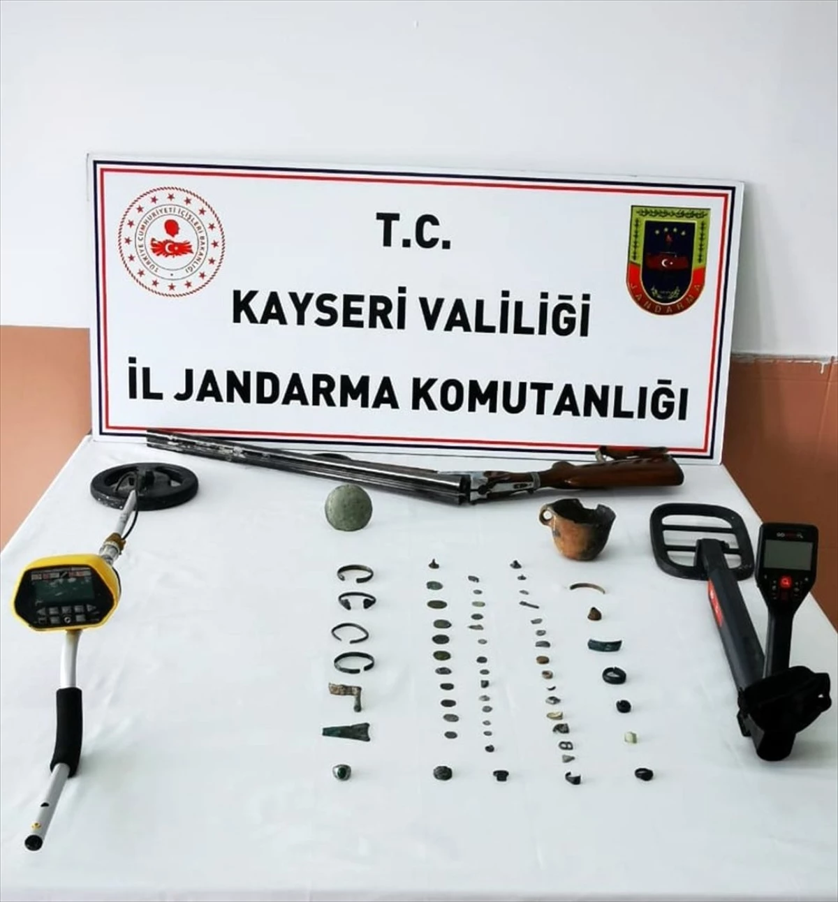 Kayseri\'de 59 parça tarihi eser ele geçirildi