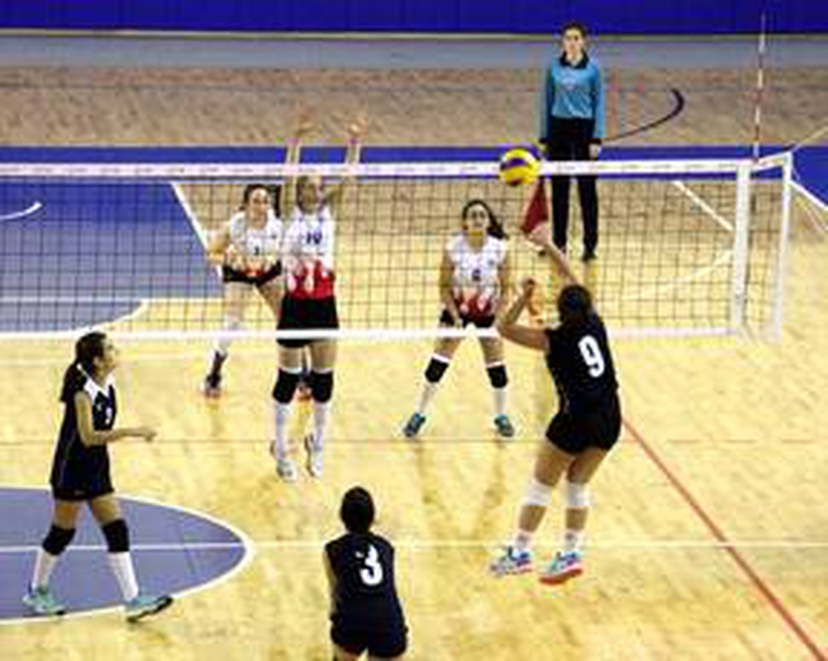 Malatya\'da okullararası yıldızlar voleybol grup maçları başladı