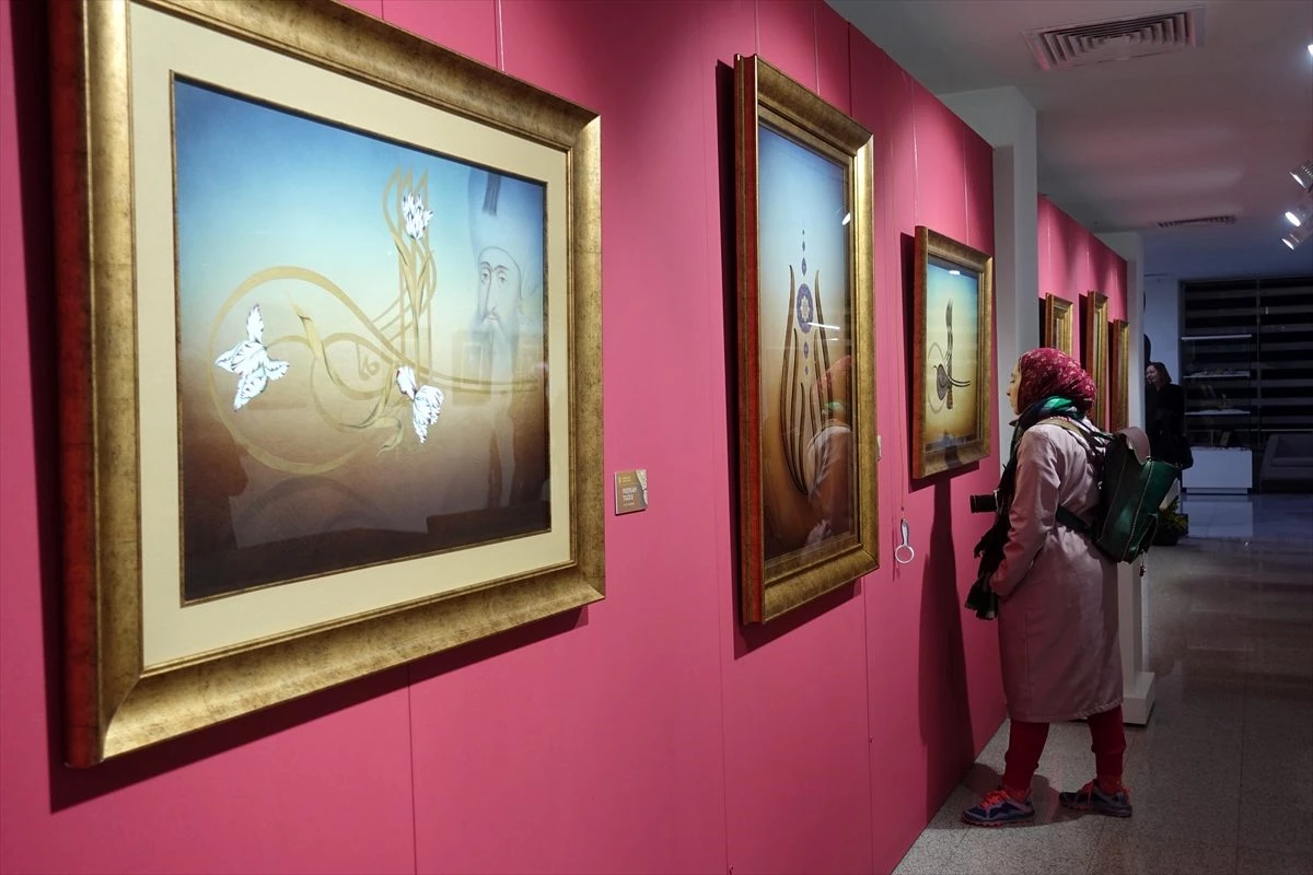 "Müzehhibe-i Münevveran" tezhip sergisi Ümraniye\'de açıldı