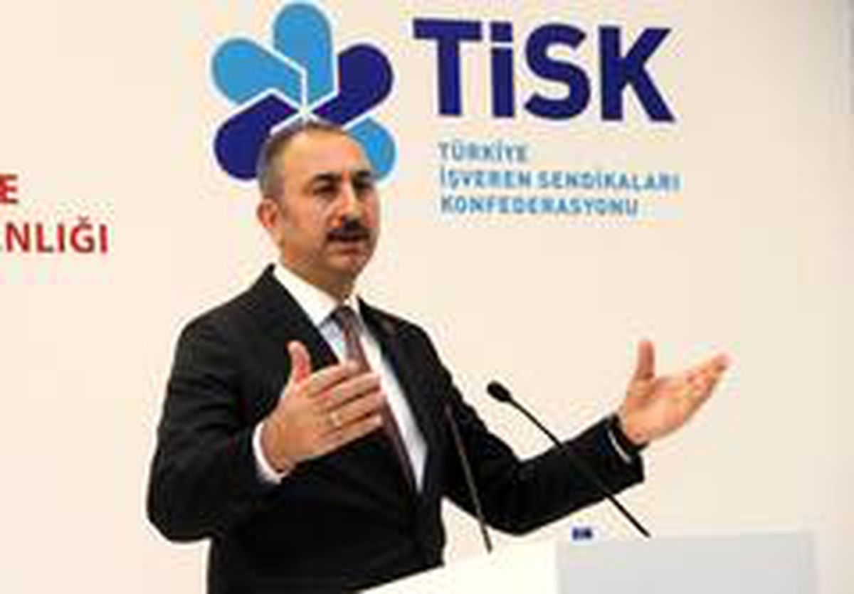 Bakan Gül: "Arabulucuların önüne giden 802 bin 36 dosyadan 493 bin 798\'inde anlaşma sağlandı"