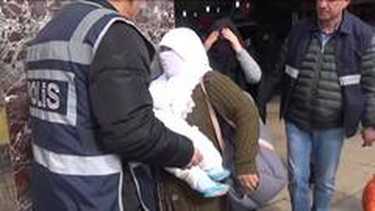 Elazığ\'da 97 dilenciye 15 bin 708 lira ceza kesildi
