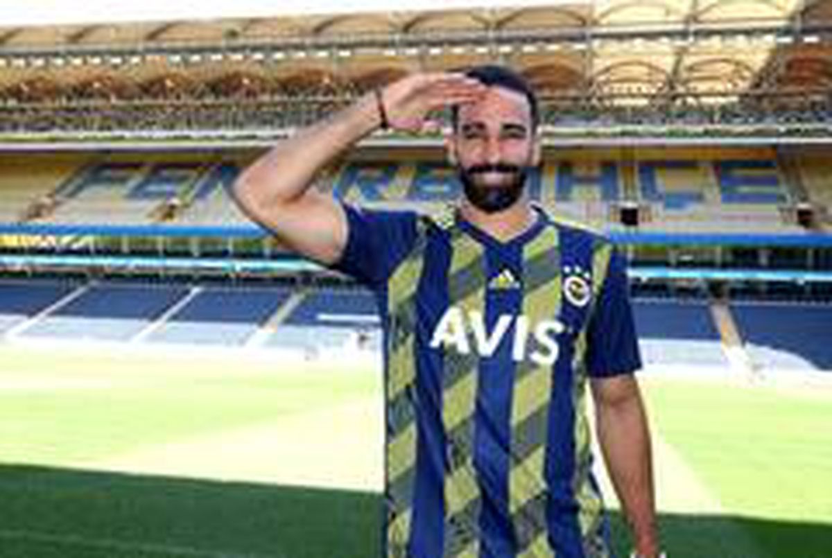 Fenerbahçe\'de Adil Rami ile yollar ayrıldı