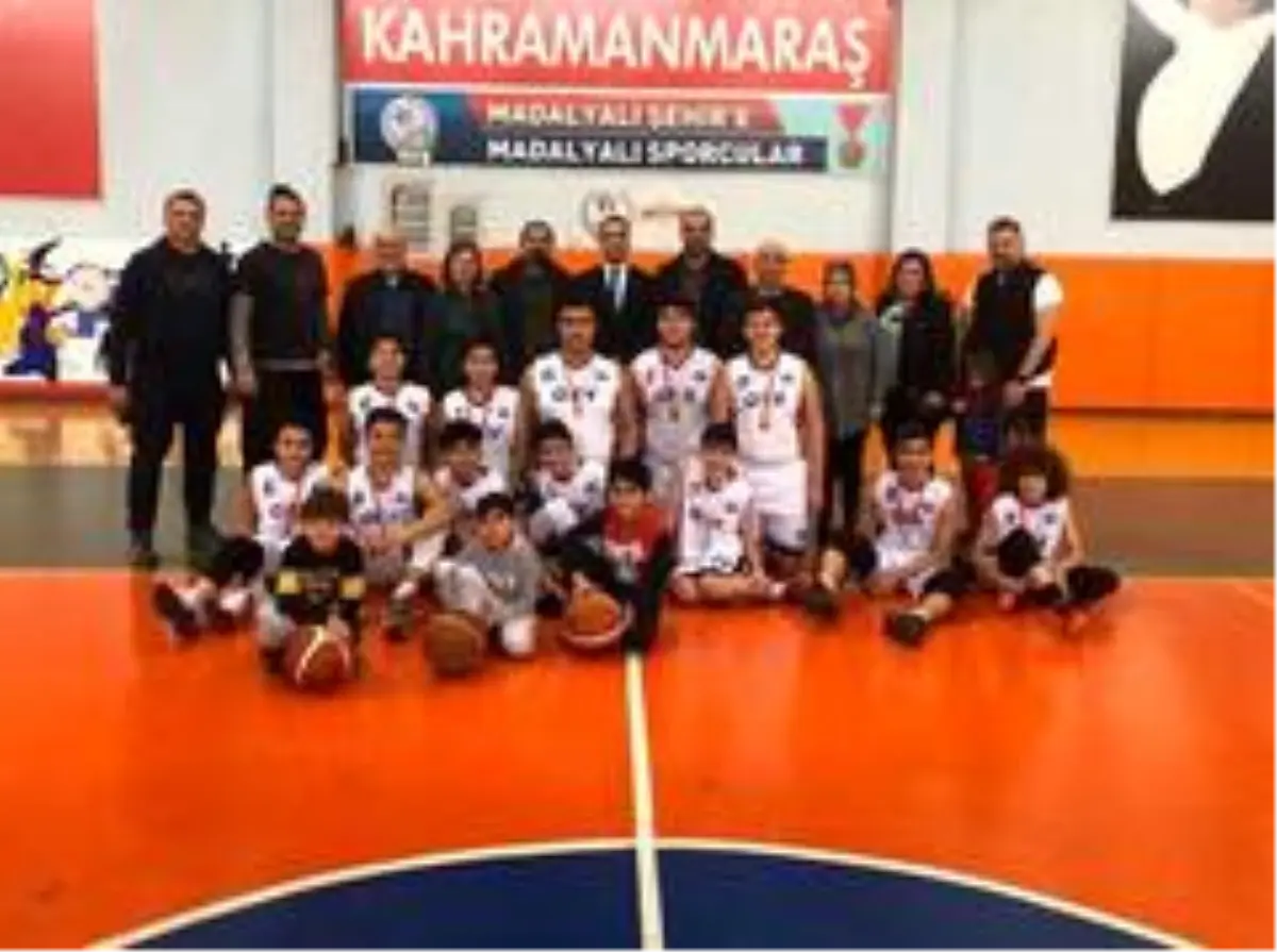 GKV Yıldız Erkek Basketbol Takımı Türkiye yarı finallerinde