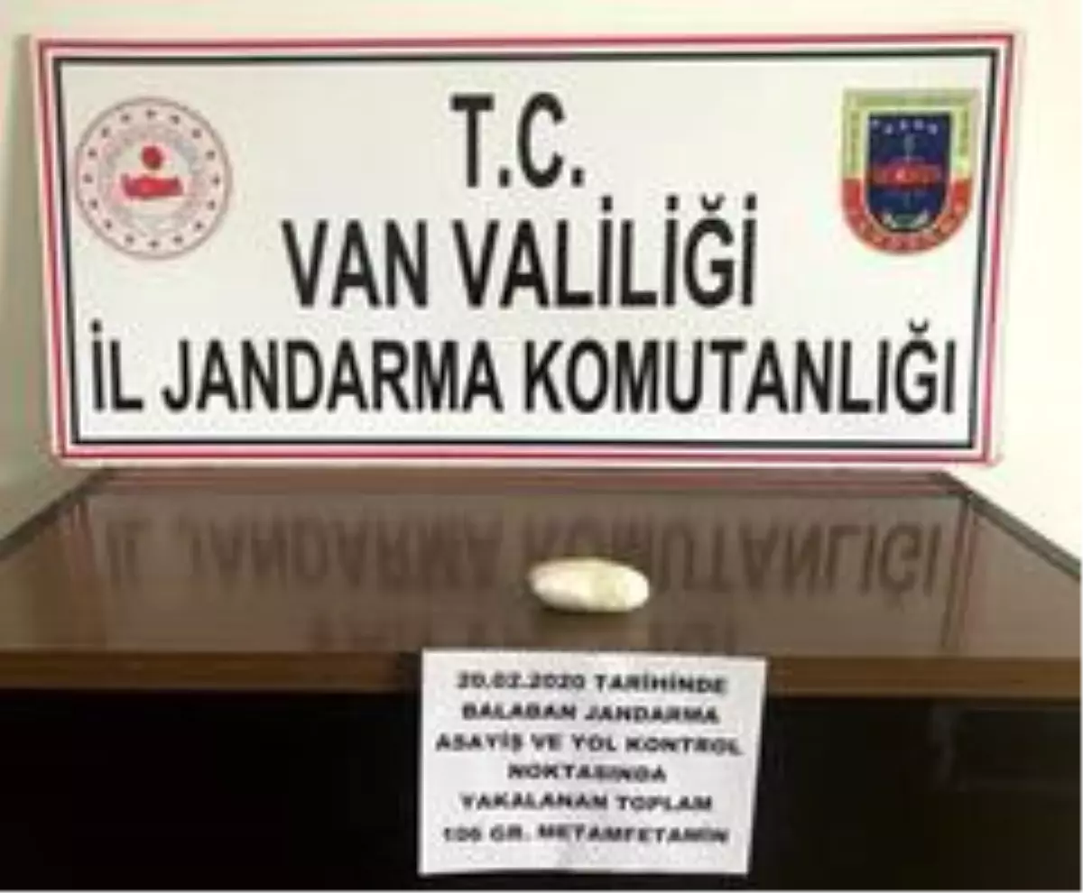 İç çamaşırından uyuşturucu çıktı