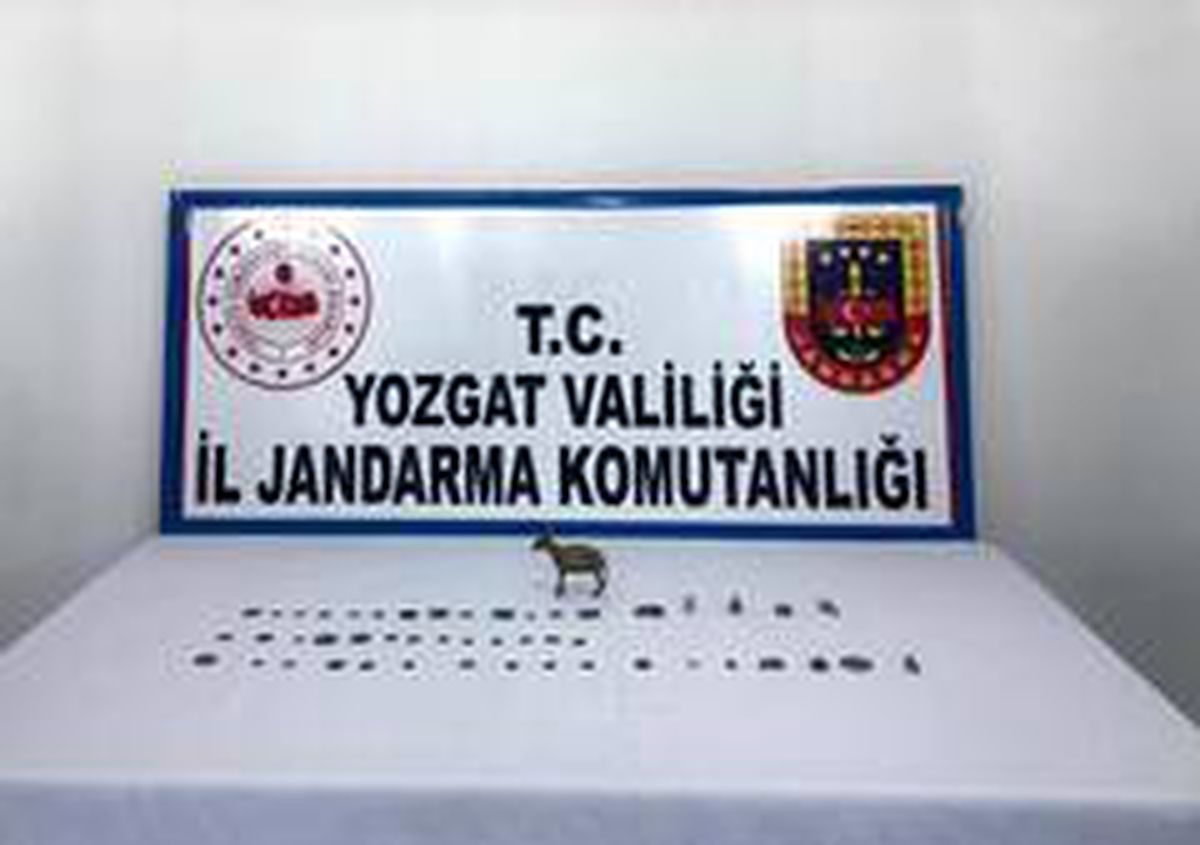 Jandarma\'dan tarihi eser operasyonu