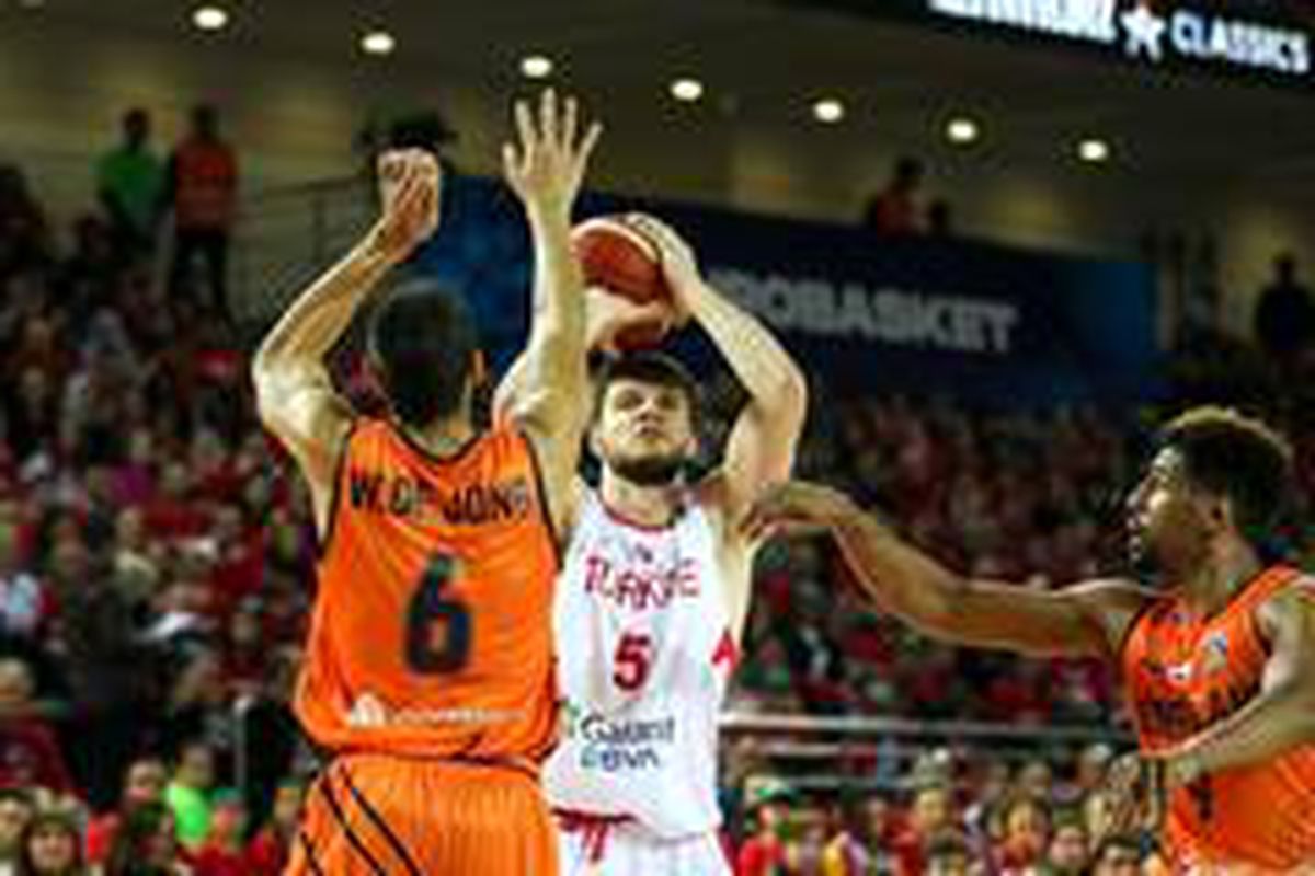 Milli Basketbolcu Birsen: "En iyi şekilde konsantre olup önümüzdeki maçlara odaklanacağız"