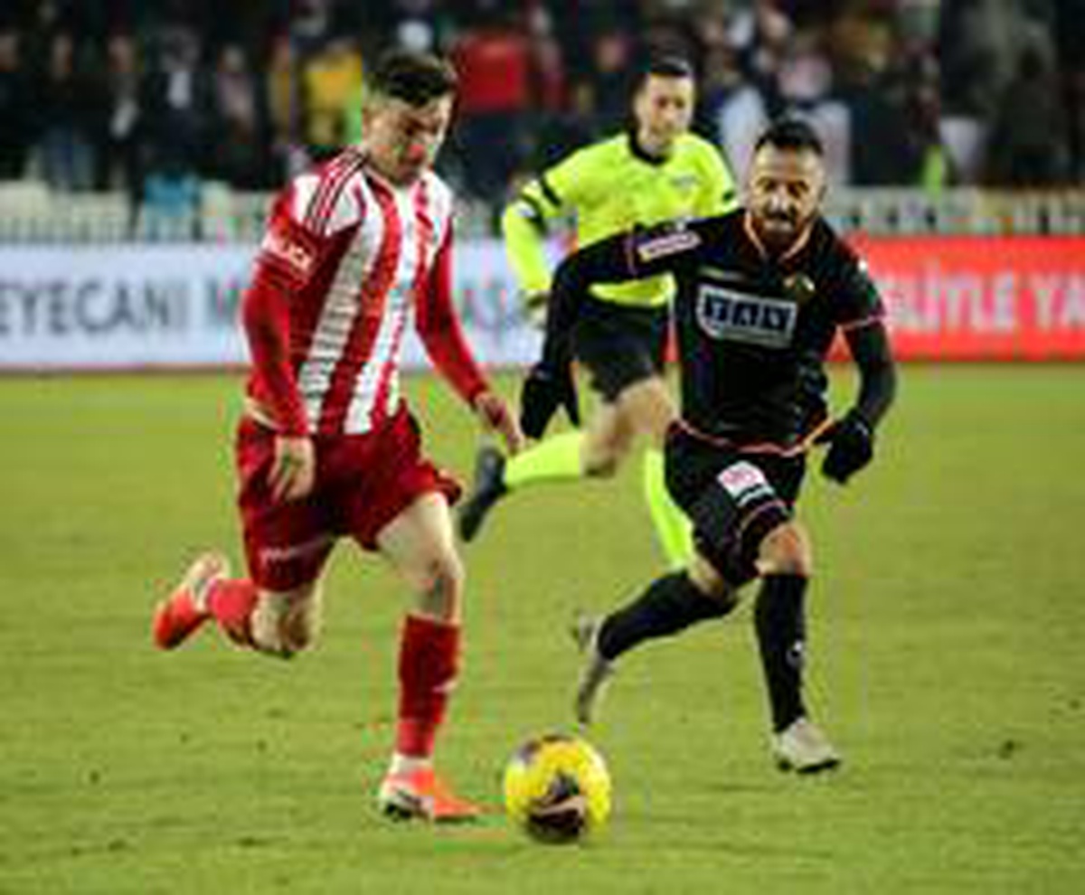 Sivasspor tekrar liderlik koltuğuna oturdu