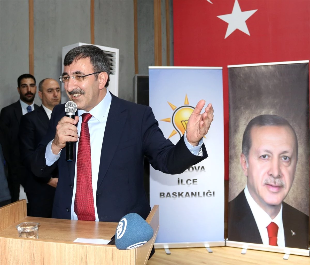 AK Parti Genel Başkan Yardımcısı Yılmaz: "Bizim bir başka ülkenin toprağında gözümüz yok"