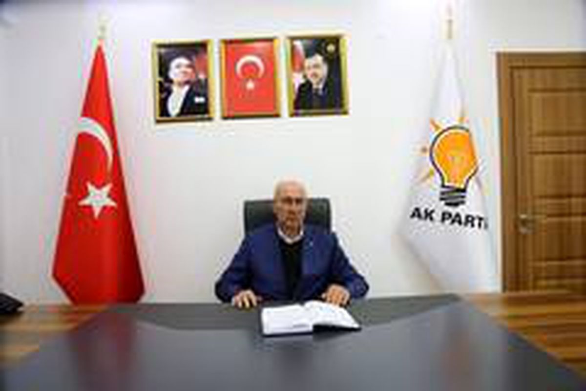 AK Parti Kaş İlçe Başkanı Aksak\'tan kongreye davet